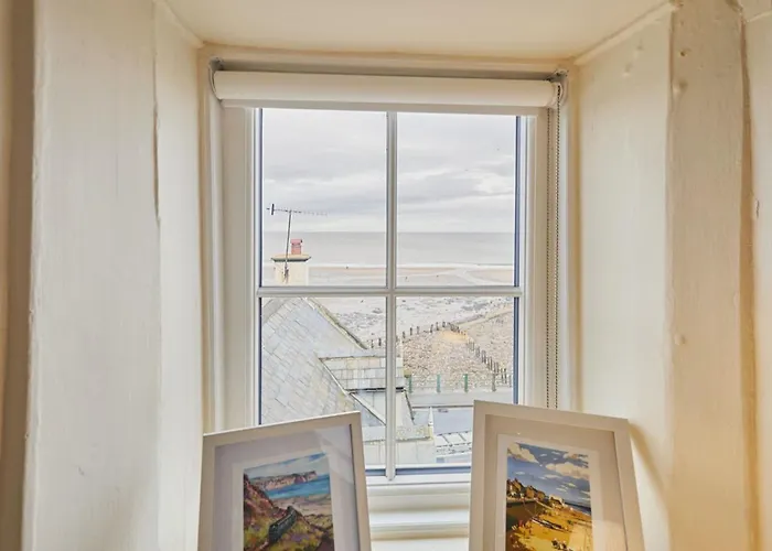 Holiday home Host & - Beachside *