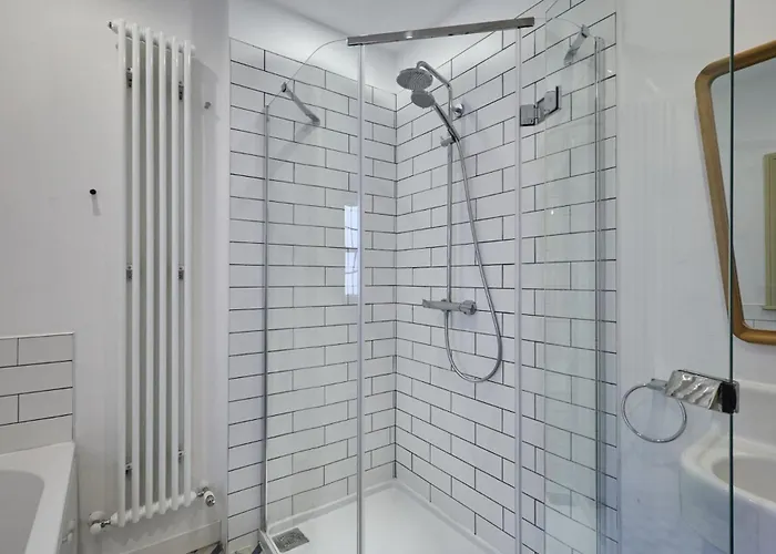 Host & - Beachside Sandsend