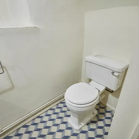 Host & - Beachside Semesterbostad