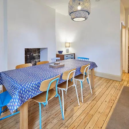 Host & - Beachside Semesterbostad *